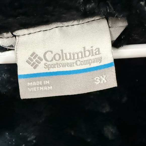 Columbia Women's Charcoal Fur Lined Quilted Puffer Jacket - Picture 3 of 3